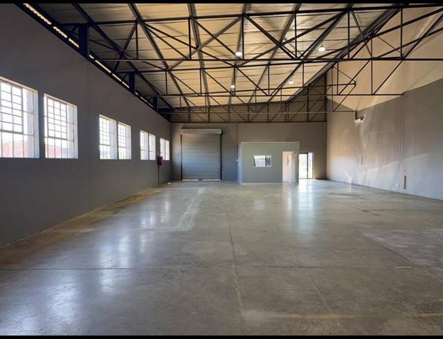 INDUSTRIAL PROPERTY TO RENT IN MAGNA VIA INDUSTRIAL